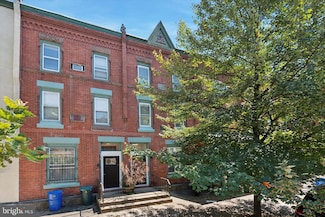 251 S 44th St Unit 3, Philadelphia, PA 19104