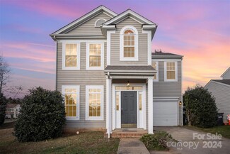 8601 Sawleaf Ct, Charlotte, NC 28215