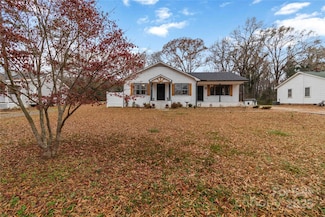 105 Norris Ave, York, SC 29745