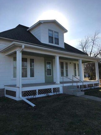 446 E Georgie St, Osborn, MO 64474
