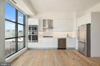 240 N 2nd St Unit 5W, Philadelphia, PA 19106