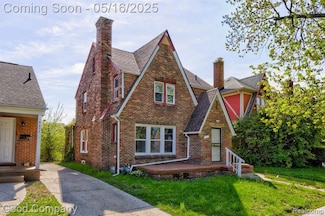18644 Santa Rosa Dr, Detroit, MI 48221