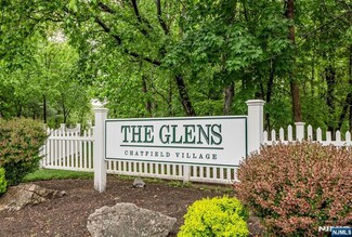 412 Chatfield Dr, Pompton Plains, NJ 07444