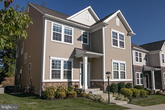 614 Kent Ct, Chester Springs, PA 19425