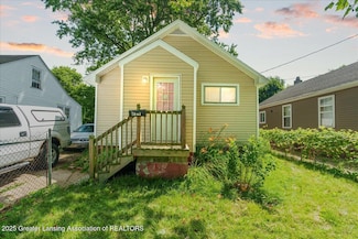629 S Foster Ave, Lansing, MI 48912