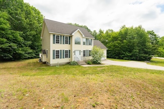 11 Stonington Dr, Belmont, NH 03220