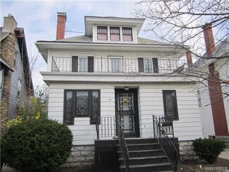 11 Willowlawn St, Buffalo, NY 14214