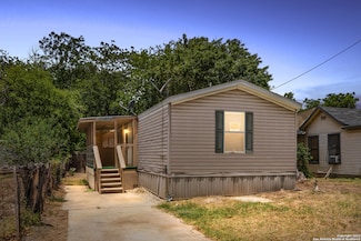 311 N Reed St, Pleasanton, TX 78064