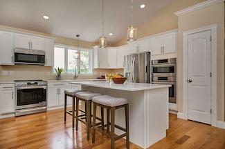 41 Westview Terrace, Easthampton, MA 01027