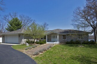6222 W Sherman Lake Dr, Augusta, MI 49012