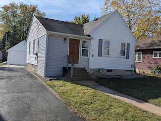 624 Jackson St, Neenah, WI 54956