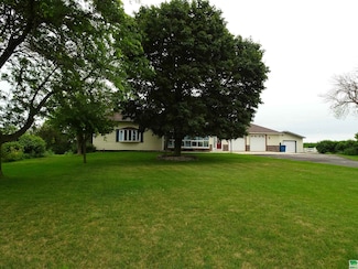 5418 320th St, Sanborn, IA 51248