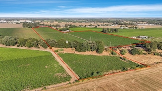 18050 N Tretheway Rd, Lockeford, CA 95237