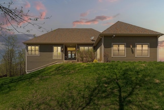 3201 Circle Bluff Trail, Faribault, MN 55021