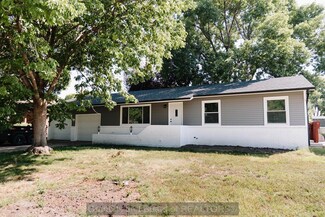 907 S Claussen, Grand Island, NE 68801