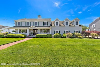 7 Gail Dr, Monmouth Beach, NJ 07750