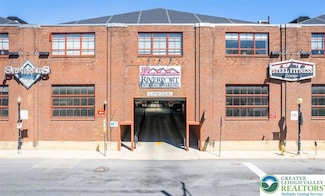 15 W 2nd St, Bethlehem, PA 18015