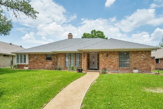 2403 Honeysuckle Dr, Richardson, TX 75082