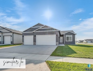3621 S Osprey Ave, Sioux Falls, SD 57110