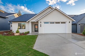2917 Hazelwood Dr, Blaine, WA 98230