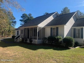 109 Sage Ct, West End, NC 27376