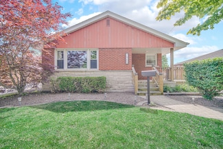 7905 Madison Ave, Munster, IN 46321