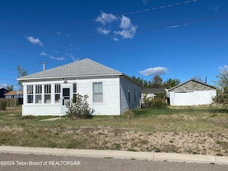 231 N Noble St, Big Piney, WY 83113