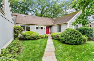 622 W Lyon Farm Dr, Greenwich, CT 06831