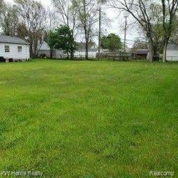 0 Rosewood St, Oak Park, MI 48237