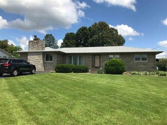220 Edwards Dr, Paducah, KY 42003