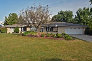 6690 Highland Dr, Windsor, WI 53598