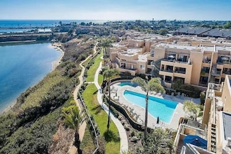 817 Kalpati Cir Unit 212, Carlsbad, CA 92008