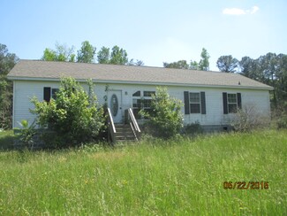 3581 Desha Rd, Tappahannock, VA 22560