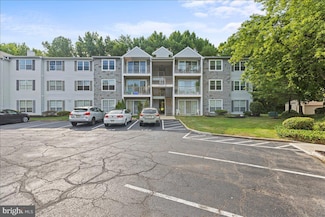 10 Aspen Ct, Trenton, NJ 08619