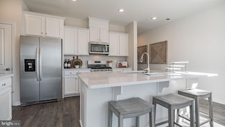 207 Bash Rd, Toms River, NJ 08753
