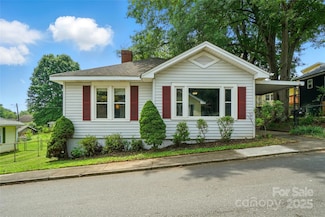 435 Sixteenth St, Cramerton, NC 28032