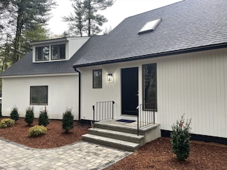 47 Woodcock Ln, Marlborough, MA 01752