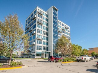 120 SW 5th St Unit 201, Des Moines, IA 50309
