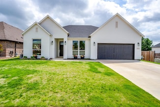 7233 Tour Trail, Benbrook, TX 76126