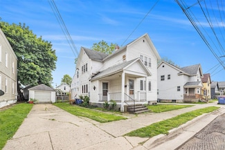 828 Nagold St NW, Grand Rapids, MI 49504