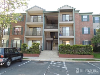 50 Fisher Dr, Franklin Park, NJ 08823