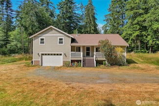 2130 Teronda Dr, Coupeville, WA 98239