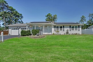 1225 Amsterdam Ave, Toms River, NJ 08757