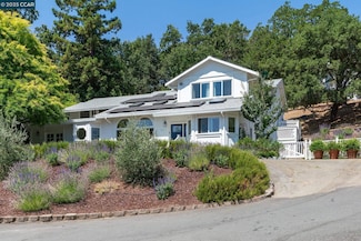 3555 Old Mountain View Dr, Lafayette, CA 94549