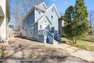 1232 W Michigan Ave, Lansing, MI 48915