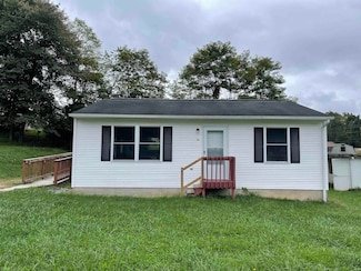 116 P T Travis Ave, Radford, VA 24141