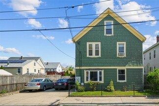 30 Cato Ave, Pawtucket, RI 02860