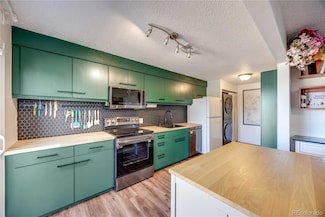 2917 S Locust St Unit 7H, Denver, CO 80222