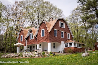 57 Dellenbaugh Rd, Wawarsing, NY 12420