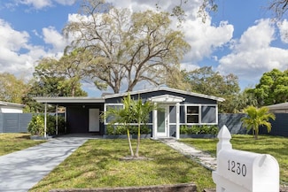 1230 NW 7th Ave, Fort Lauderdale, FL 33311